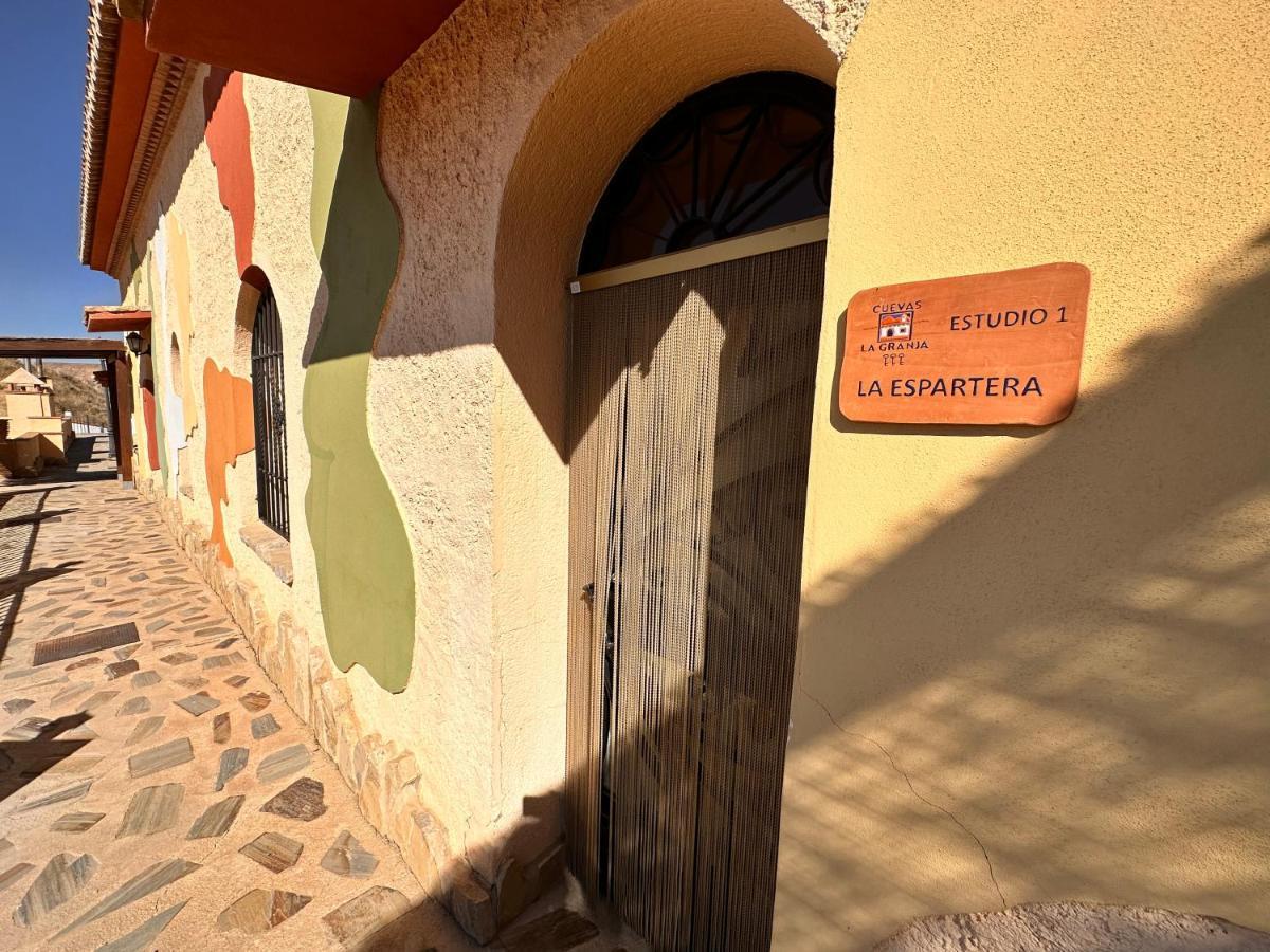 Apartmán Cuevas La Granja Benalúa de Guadix Exteriér fotografie